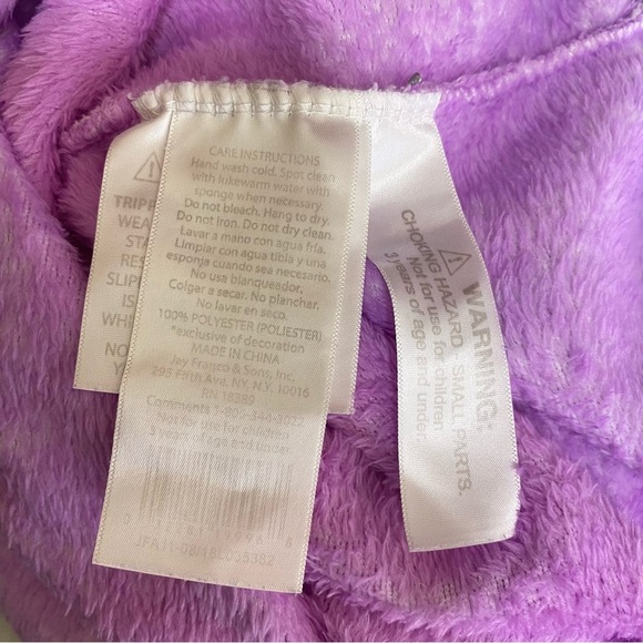 Jay Franco & Sons Plush & Playful Purple Mermaid Tail Sparkly Sequins Blanket - Picture 7 of 7